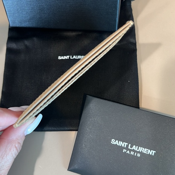 NEW SAINT LAURENT PARIS LEATHER GRAIN DE POUDRE TEAK COLOR CARD CASE HOLDER - Picture 5 of 11